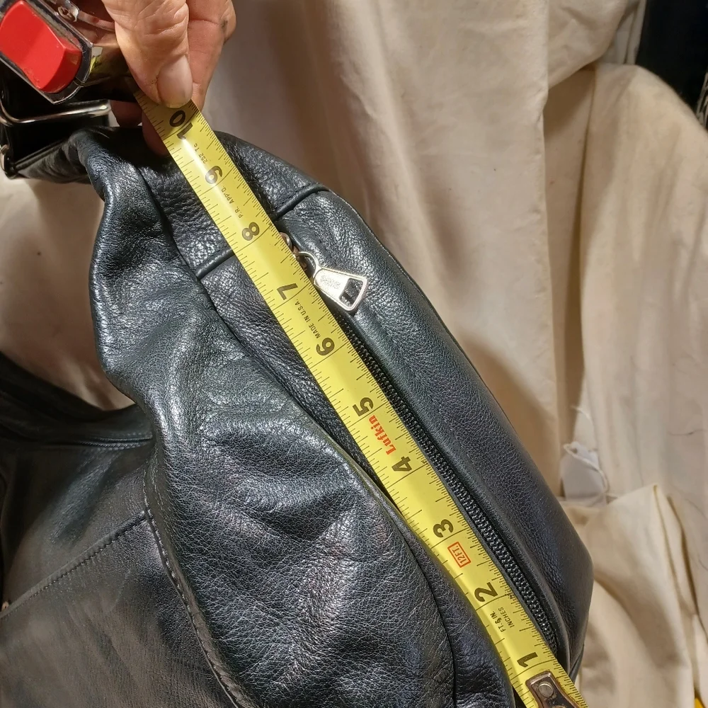 Coronado Leather Conceal Carry Messenger Bag - Picture 5 of 12